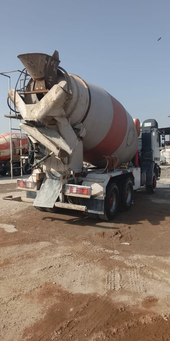 سلام عليكم اكتروز شمعه موديل 2003 رقم بغداد 10 متر السياره  كير فتس  مانقصها برغي.   سعرها 430  يعني 4 دفاتر وا 30 ورقه الشراي  يتصل فقط. ***********
