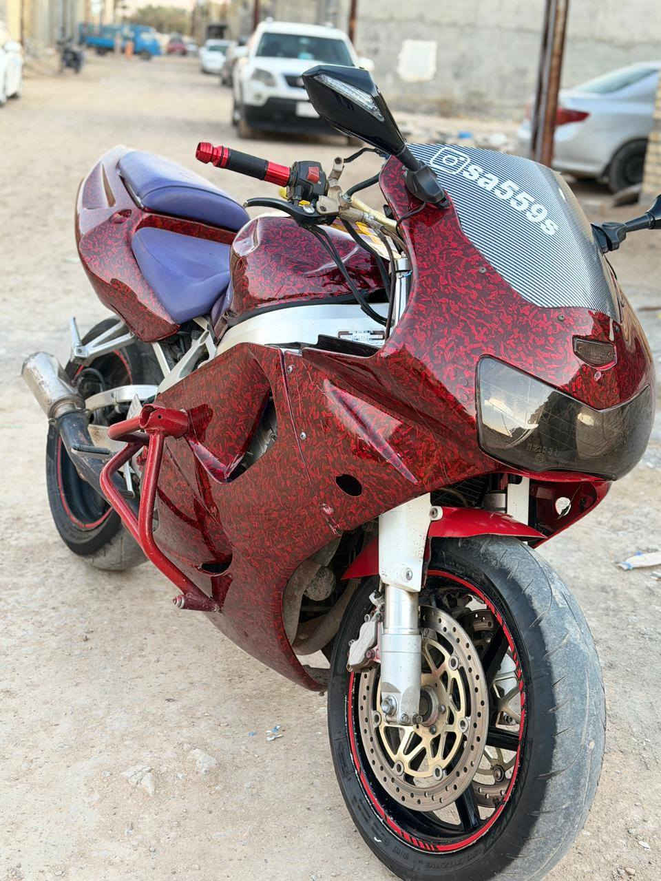 سلام عليكم سيبيRR919 للبيع عليهة ادامة كاملة
لايت زنون 
تخم بلكات
تخم تاير 
يدات رياضي 
يدات سكليتر رياضي 
تغليف كاربون ڤايبر 4G
دراجة ترايك وين متريد بشرك الاول 160 
دراجة مفتوحة مبدل كرنك فقط وباقي كلهة بلادي سعر 16 وبيهة مجال مكاني فلوجة


**إذا كنت صاحب هذا الإعلان وتريد حذفه لأي سبب، رجاءا أرسل رسالة إلى الدعم الفني**