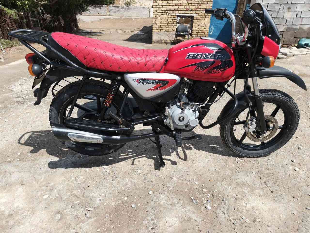 السلام عليكم  بوكسر 22 اوراقها كامله كمرك مدفوع شرط الترقيم  بمليون 400     مفتوحه مره بستم ورنكات فقط الله شاهد والباقي كفاله  ***********.وكيلها  شاكر بلمجر  كهربائيات كلها شغاله  «» عنوانها  ميسان»» الكحلاء
