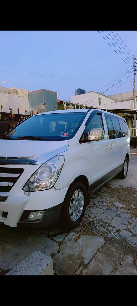 السلام عليكم استاركس 2011 فول كير محرك خير من الله والكشر سونار مجود شبر بالجاملغ وشبر بالباب بدون معجون السعر 158 بيك خير وتدلل 
***********
