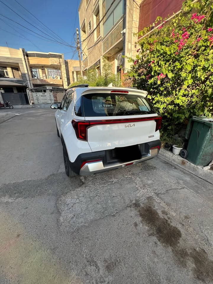 تحيه طيبه السلام عليكم
كيا سونيت 2024خليجي بعدها ظمان دوليه
عداد المسافه 30 الف
فول مواصفات 
قماره حديد
سيارة جديدة 
سونار مرفق بالصور 
العنوان حي الجامعة 
للاستفسار 
***********

