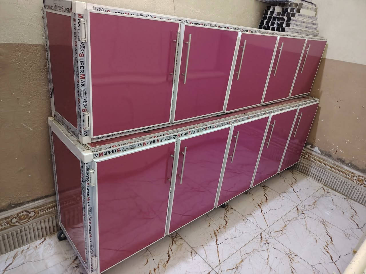 كاونترات جديد غير مستخدم تسكام البيع المكان عل شط يم فرع السيد غازي أو منطقة الكربلا ئي يم المسبح عفك الاستفسار اوتتصل *********** اوحتى العنده مراوس أو بيع چنه حاضرين
