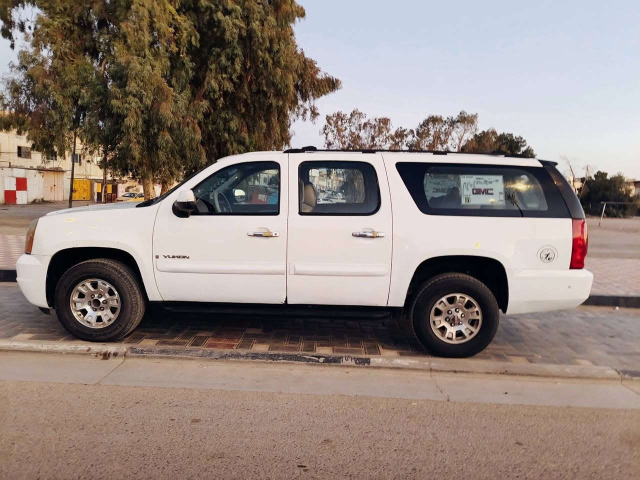 السلام عليكم
للبيع GMC يوكن موديل 2007 بطه السياره نضيفه او حلوه مكينه 5300 سعرها 145 مكلف بلنشر 
مكانها كربلاء المقدسة اي تفاصيل اتصل ***********
