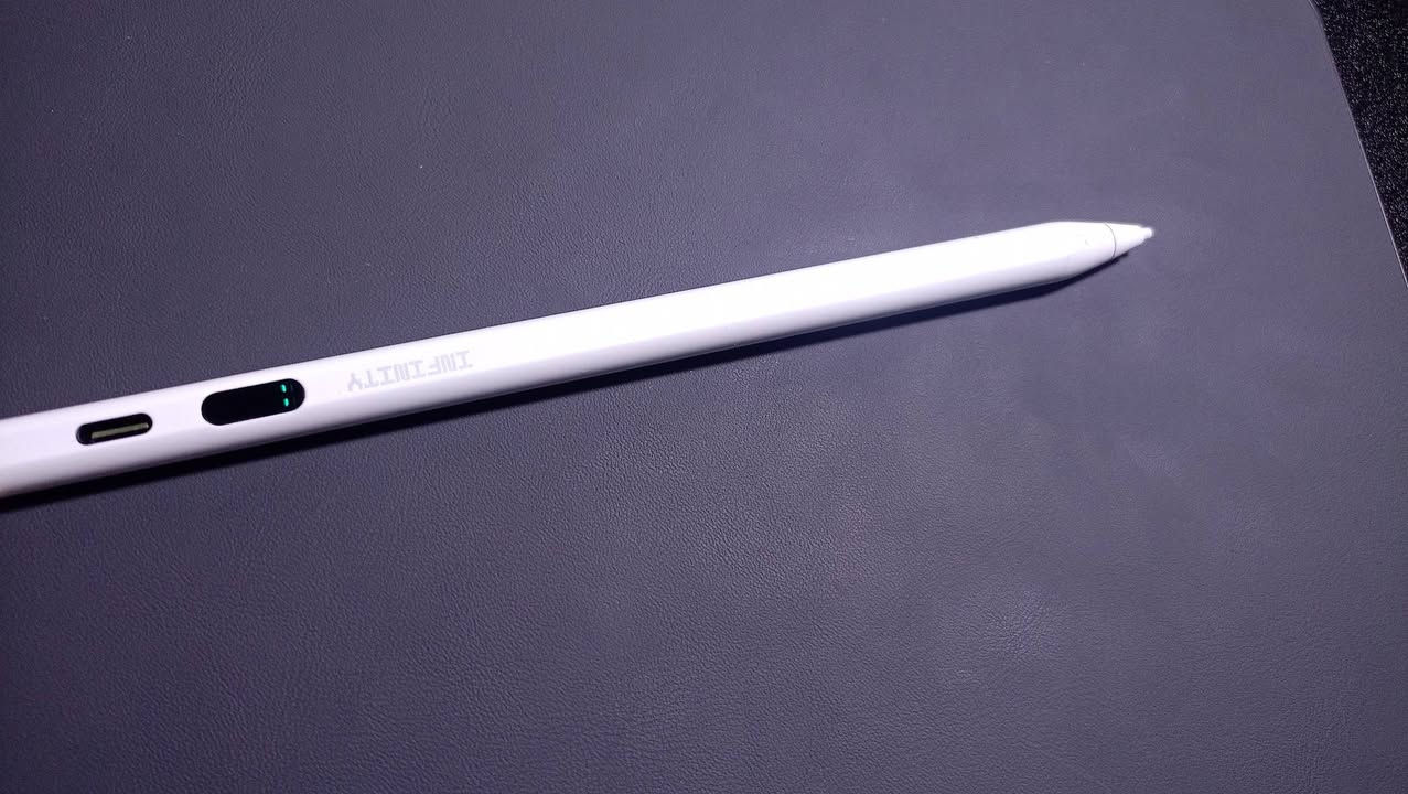 السلام عليكم ايباد شاومي ريدمي باد 2 مع كفر غطاء👍🏼
ذاكره 256 ssd
ورام 8 + 8 
شاشه 90 هرتز 
استخدام شهرين بطاريه 9000 ملي امبير
يجي وياه هديه قلم ذكي بطاريته 100  
يدعم ذكاء الاصطناعي

سعره 215 هوه توصيل . للتواصل والاستفسار ***********   .
