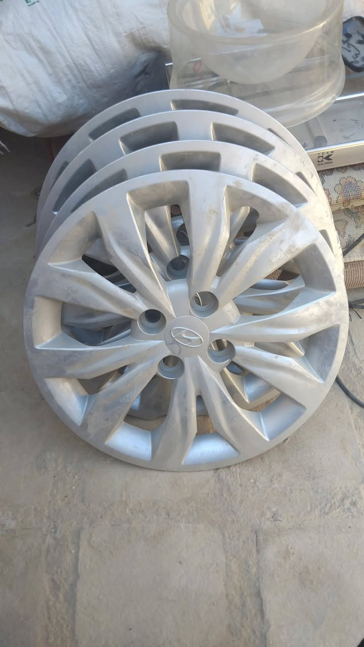ياالله جمعه مباركه
للبيع كبات +دبل مال اكسنت الشكل الجديد 
مكاني بابل مركز مدينه ***********
