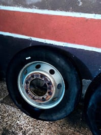 وياله مع تايرات عدد ٧ مال اتيكو  حجم ٢٢ ونص مكاني بغداد جسر ديالى  077...