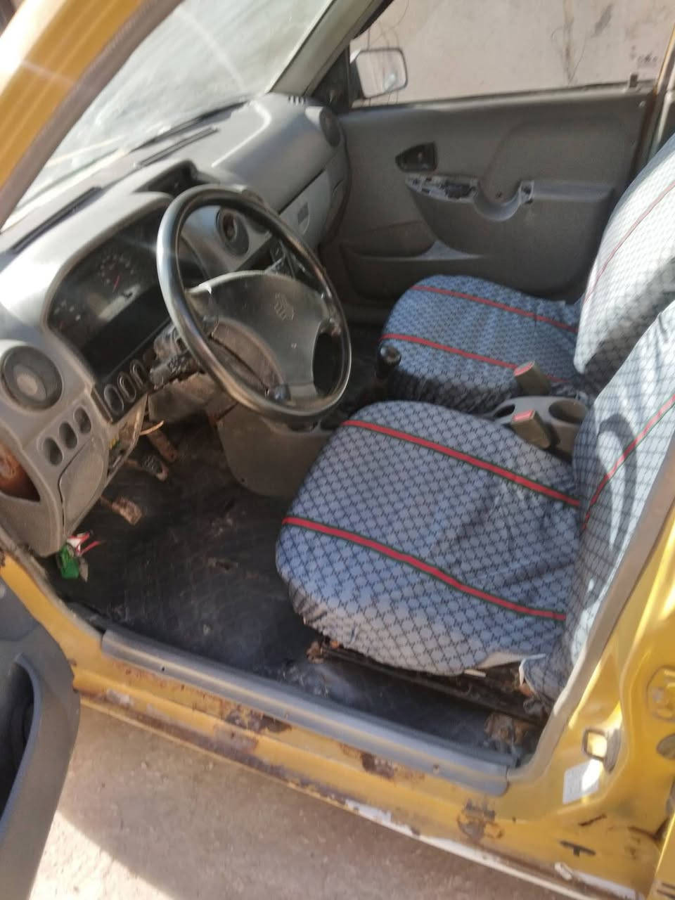 السلام عليكم سايبا للبيع مديل 2012 رقم ميسان بسمي سنويه ل 28 مصفره هيئه او غرمات تحويل مباشر مكينه بجيس كير رابع يفلت حداديه خير من الله مكاني كربلاء الحر السعر 16 وبيه مجال *********** واتساب
