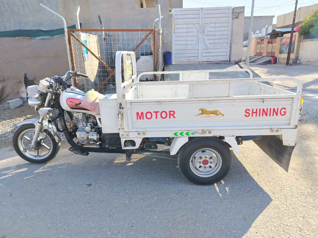 السلام عليكم ستوته للبيع موديل 22 أوراق كامله ستوته خير من الله اي نقص مابيها السعر خاص


**إذا كنت صاحب هذا الإعلان وتريد حذفه لأي سبب، رجاءا أرسل رسالة إلى الدعم الفني**