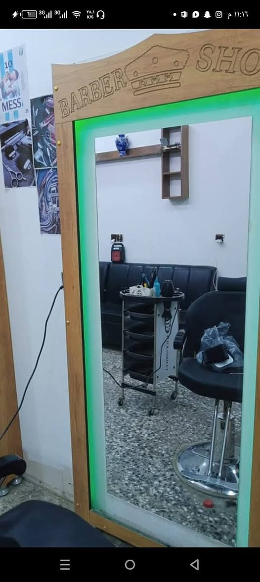 مرايه حلاقه البيع سعرهه 75 /// ***********
