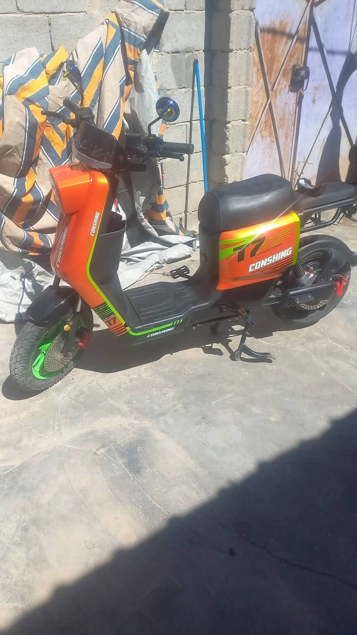 دراجه شحن نضيفه كلش اخت الجديده كلشي شغل بيه كفاله السعر ٥٥٠ اوبيه مجال قليل مكلف بلنشر اتصل ع ***********
