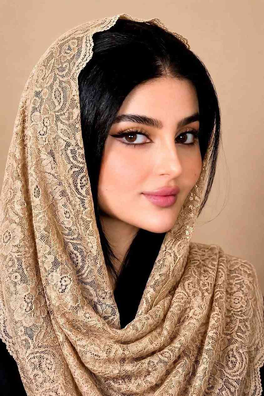 ✨ وصل شال الذكاء الاصطناعي الترند ✨
🧵 خيط بريسم وقماش تول فاخر
💎 نعومة ولمعة راقية جدآ 
🎀 تصميم أنيق وموديل عصري
🌈 ألوان مميزة تتناسب مع كل الإطلالات😍
قياس الشال / الطول مترين والعرض 70 سم ✔️
#الاصلي الكويتي البريسم 💯 

الحجز والاستفسار مراسله الصفحه خاص 
🚘 يوجد خدمة توصيل لجميع محافظات العراق ٤ الاف 🚘 بغداد, العراق


**إذا كنت صاحب هذا الإعلان وتريد حذفه لأي سبب، رجاءا أرسل رسالة إلى الدعم الفني**