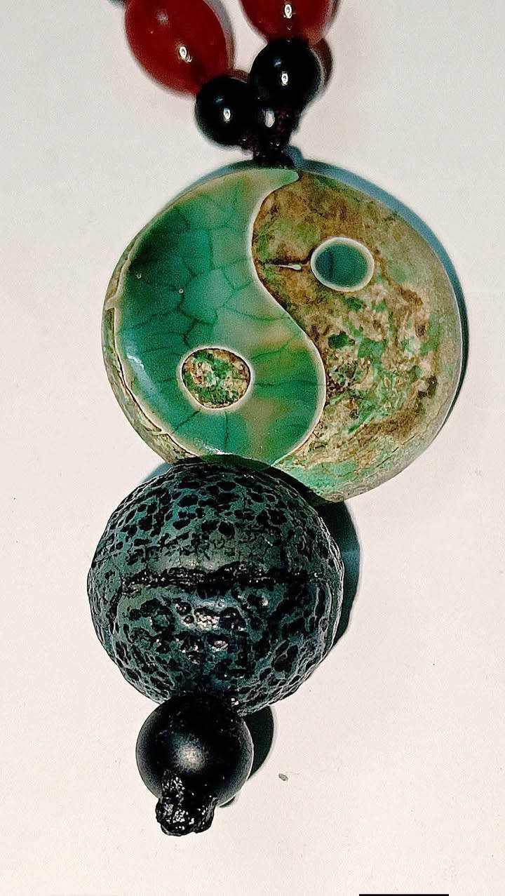 وينه اليدور. تحف التحف ومال زماط وشرط الشغل حجر التبت الاخظر الافريقي المرصود مع حجر زوعة الحية الأفريقي انتيك ونوادر فول الفول وشرط الشغل تاخذة منجم 14 ليلة وبي توكيل عام وخدام وجاهز للحمل يعمل جلب الحظ والسعادة ووفرة المال والرزق محبه نساء ورجال عطف طاعة قبول عگد لسان تسهيل أمور بيع وشراء يوجد توصيل ***********       ***********
