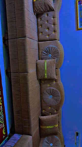 متوفر ديوان متكون من 10مقاعد البيع السعر 275تصال على رقم ***********
