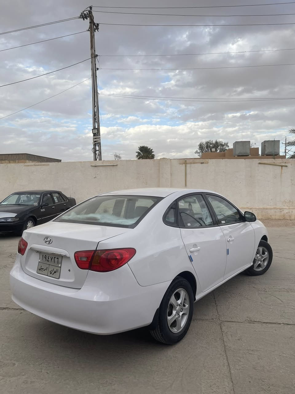 السلام عليكم 
للبيع 
هونداي النترا
2011 خليجي 
رقم اربيل تحويل مباشر 
بيهه صبغ الجاملغات الخلفية وقبق الجنطه 
محرك1600 
السياره جاهزه من كلشي 
السعر 97 وبيهه مجال لشراي 
الاستفسار ‭٠٧٨٢ ١٠٥ ٤١٣٤‬

معرض سالم التجاري/الانبار/حديثه/الحقلانيه
قرب محطة تعبئة وقود الحقلانية
