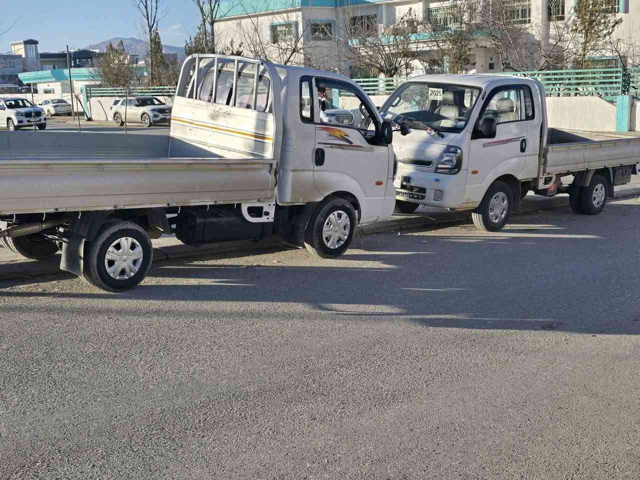 بەناوی خودا

کیای بار بۆ فرۆشتن

بڕاوە بڕاوە ...

مۆدێل 2011  83هەزار ڕۆشتووە 3000سۆپەر 

مۆدێل 2009  3000سۆپەر

کوشن هیتەرن
تەبریت لەسەر سویچ

شەش تایەیان سفرە و ویلەکانی دواوەیان کراوە بە 13

ناوبۆدی و سنووق و دەعامیان لەسەرە

بۆ مەسروف تێل مەکە کامل کامل مەسروفن
بانس و فلنجەی تازە
ڕۆن تازە

تەنیا چەمچەیان ئەوێت
شوێن بڕاوەیان چاکراوە بە زەمانی 4تەن

تەنیا تێل تکایە
***********
ڤایبەر واتسئاپ

11کە سفرەو گرانە گلەی مەکەن❤❤
