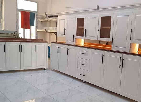 مطابخ الامير.    تفصال تزكام 
قياس 3 امتار ارضي وملحق
وسنك متر ونص. كامل مرمر
للستفسار ع خاص او تساب ***********
