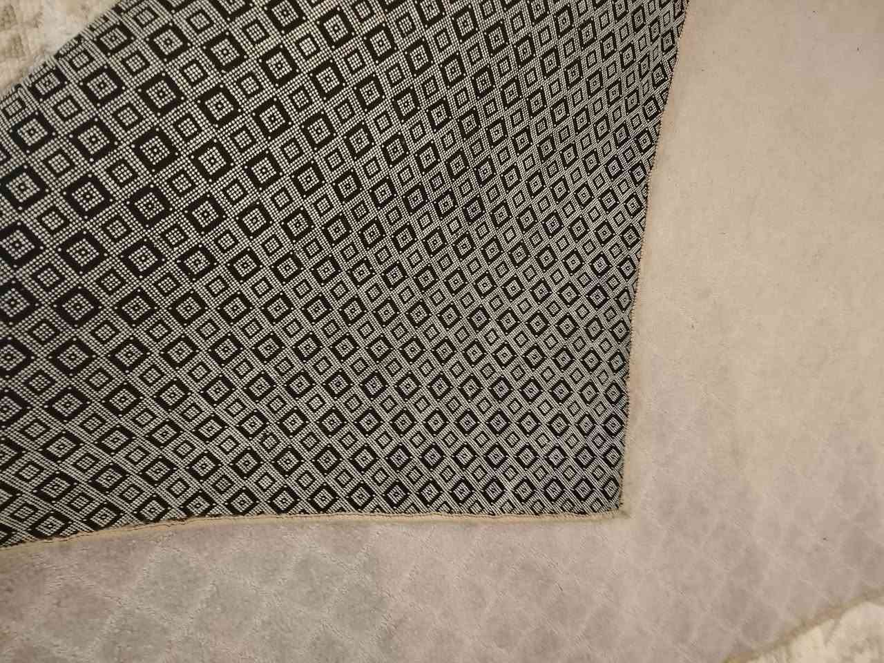 كاربت للبيع  قطعتين قياس البيره ٢٥٠٠ في ١٤٠ والصغيره ١٤٠ في نص سعرهم ١٢


**إذا كنت صاحب هذا الإعلان وتريد حذفه لأي سبب، رجاءا أرسل رسالة إلى الدعم الفني**