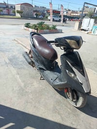 دراجه نضيفه البيع لعدم التفرغه بس كفرات تعبانه اصلي مختم تخبل بس مهمول...