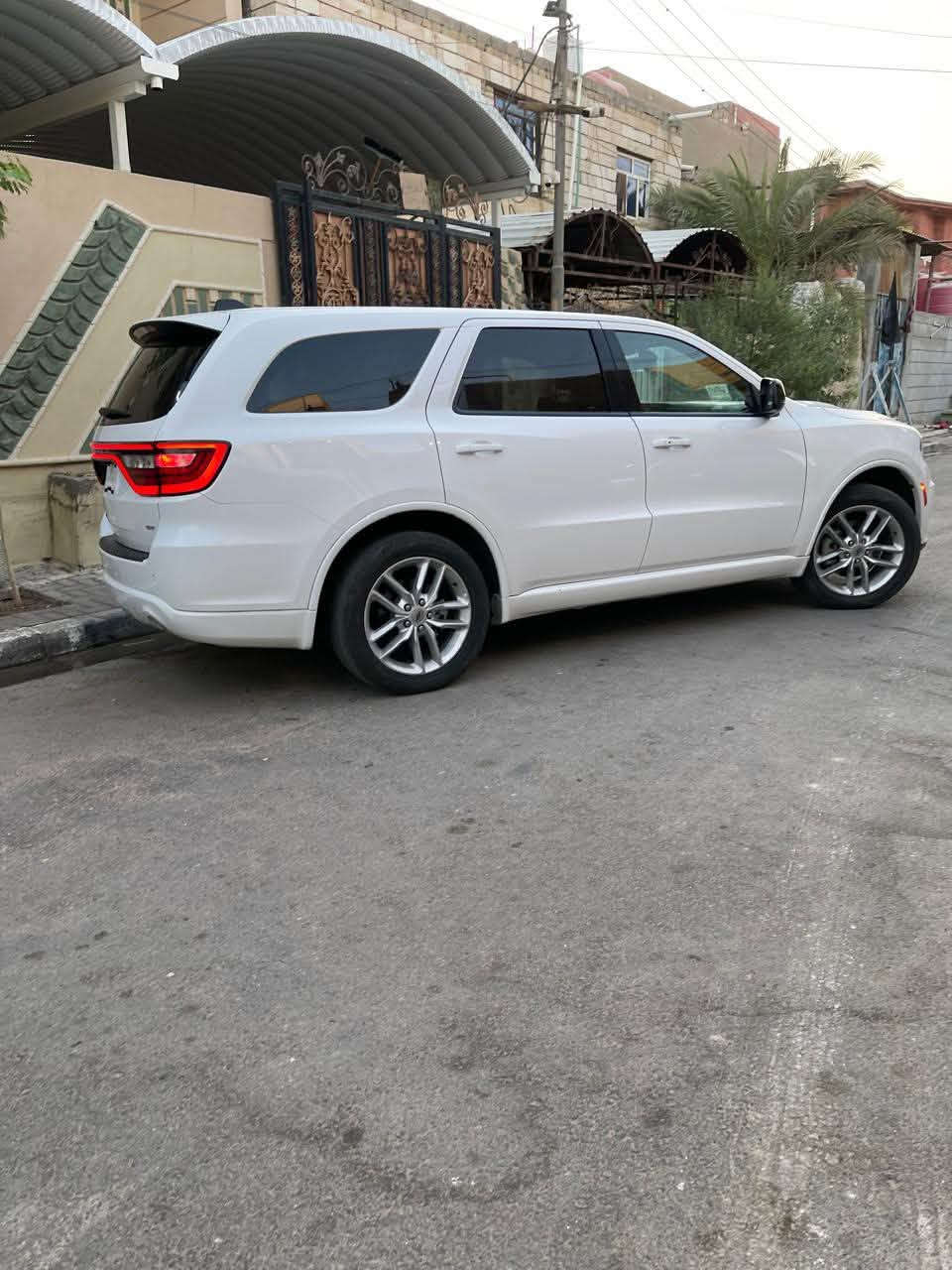 دوج دورنكو 2023 GT بيع فقط
لون ابيض
محرك 3600 v6
اضائة زينون
كامره خلفيه
حساسات خلفيه
صندوق كهرباء 
7 راكب
داخل اسود مخمل
تدفئة كراسي وستيرن
مثبت سرعة 
مودات قيادة سبورت وايكو
كرسي السايق كهرباء 
ايرباك دركه ودشبول
ماشية 33000 ميل
السياره بدون رقم 
مكان السيار بصرة
السعر : 280 وقابل للتفاوض
للتواصل : ***********

