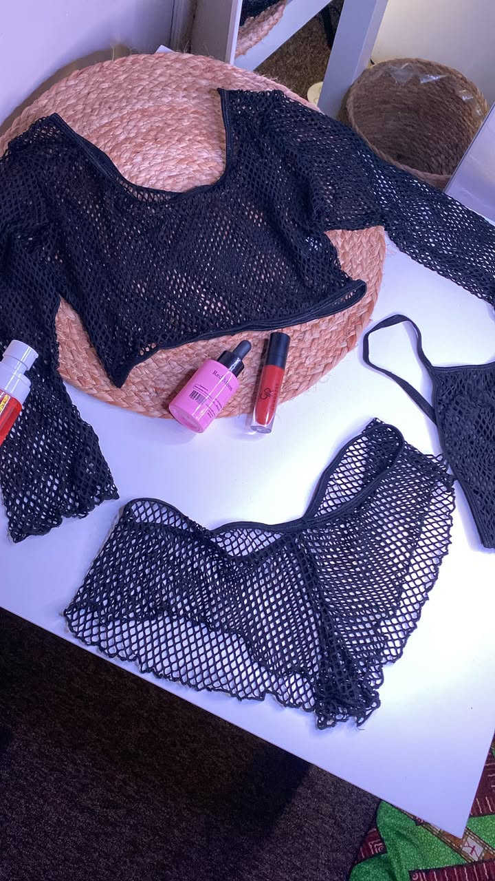 يتوفر لانجري القطعه ب٣ قطعتين ٥♥️♥️🥰🥰


**إذا كنت صاحب هذا الإعلان وتريد حذفه لأي سبب، رجاءا أرسل رسالة إلى الدعم الفني**