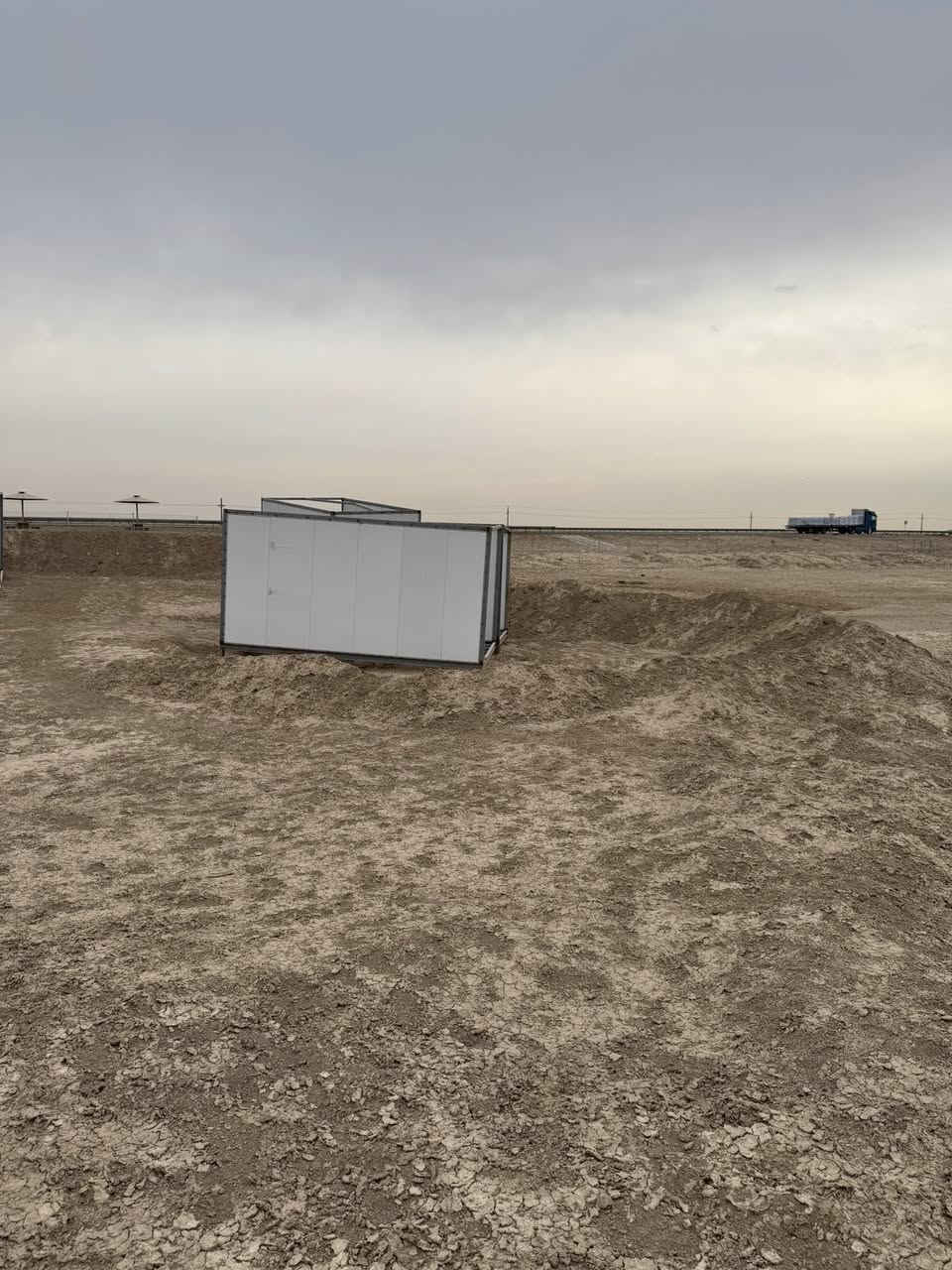 💎فرصة استثمارية💎فرصة استثمارية💎

السلام عليكم
📌ارض زراعية 46 دونم للبيع طابو حق التصرف سند ٢٥ 
📌الموقع على الخط السريع الدولي مباشرة في الديوانية على السايد الذاهب للبصرة
📌واجهة الارض اكثر من 350 متر 
📌محرمات السريع اكثر من ١٣ دونم من ضمنها استراحة المسافرين
📌يمكن استثمار الارض كمطعم او محطة وقود او معمل او مخازن
او تقطيعها وبيعها اراضي دوانم استثمار
📌الارض باسم شخص واحد فقط وجاهزة للتحويل
📌يمكن بيعها كاملة او جزء منها حسب الطلب
📌سعر الدونم ١٢ مليون ✅ سعر مناسب جدا بالنسبة للموقع  
☎️للتواصل ***********
