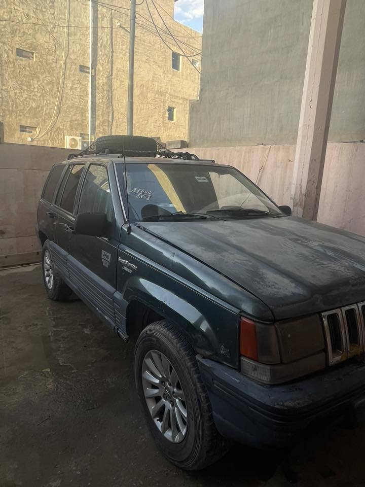 ما بعد السلام 
جيب كراند شيروكي موديل ٢٠٠٠  محور كير ومكينه بطه خير من الله رقم فحص ديالى اني ابيع حبل للاستفسار اكثر ***********

