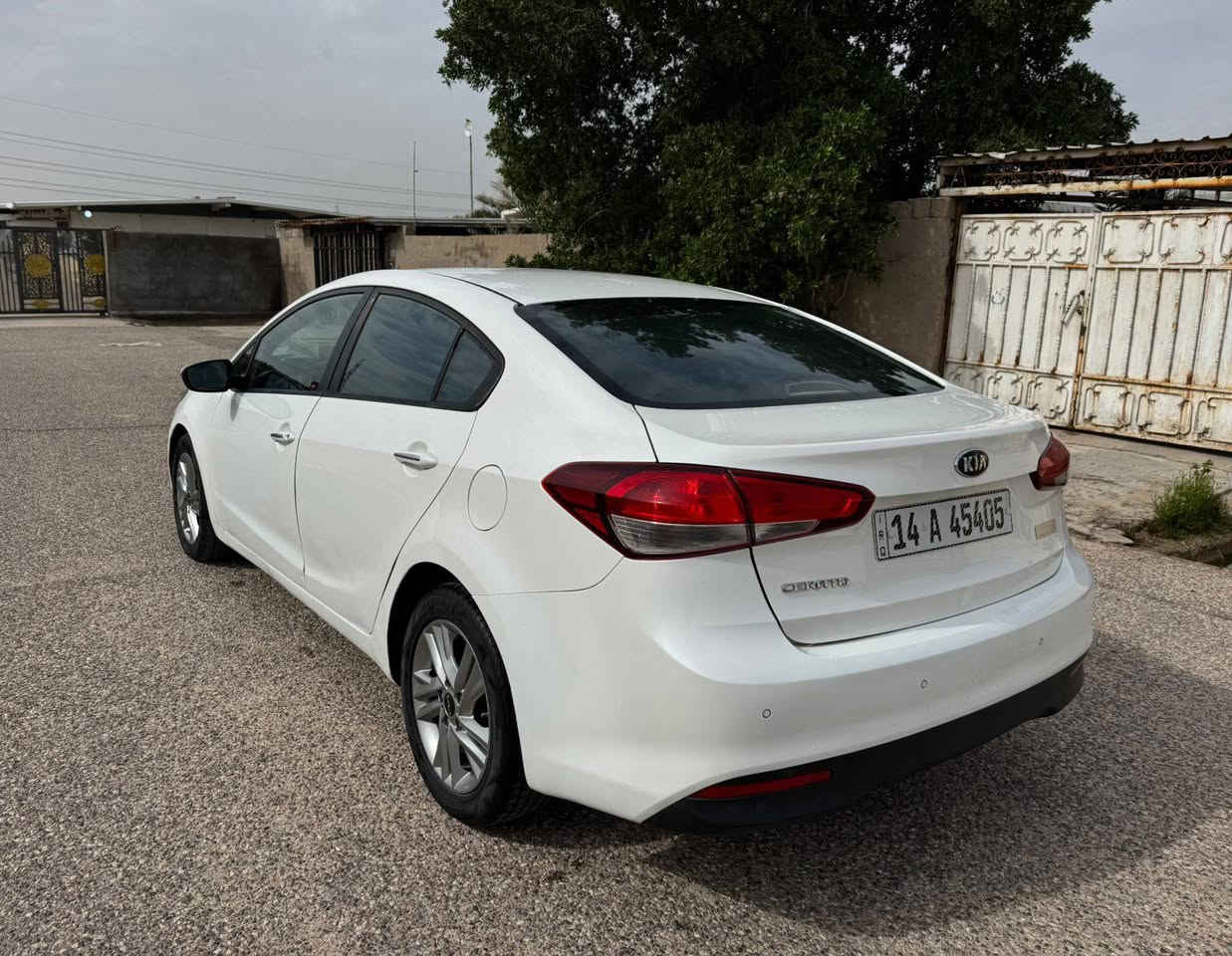 سيراتو وارد خليجي مديل2018 رقم بصره باسمي هزه وسنويه ورقم جدد تحويل مباشر محرك1600دوش تحكم ستيرن حساسات شفتات بلستيرن مري شفط شاير بلمري مكفوله من الضربه بيه اماكن صبغ جاهزه محرك كير حداديه  تخم تاير تبريد بدون أي نقص السعر 110الاستفسار ع رقم *********** البصرة, العراق
