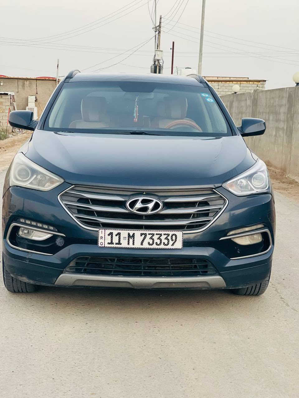 السلام عليكم
سنتافي وارد امريكي 
موديل 17
مكينه تبريد تدفئة على وضع الشركه 
ليبل واحد مداور ثاني يوم 
المكان الديوانية 
لاستفسار اكثر على الرقم
السعر 140
***********
