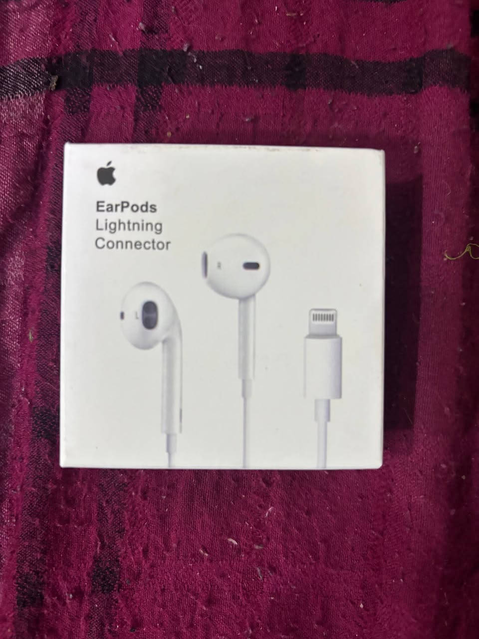 شباب عندي سماعات كيبل ايفون اصليه شرط بالكارتونه
 واريد ابيعها
سعرها ١٥ مع التوصيل
مكاني بغداد الدوره


**إذا كنت صاحب هذا الإعلان وتريد حذفه لأي سبب، رجاءا أرسل رسالة إلى الدعم الفني**