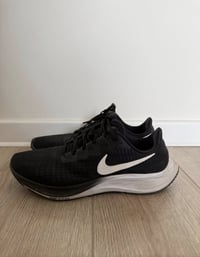 مقاسات ٣٨-٤٢ • للبيع • بأسعار مناسبة