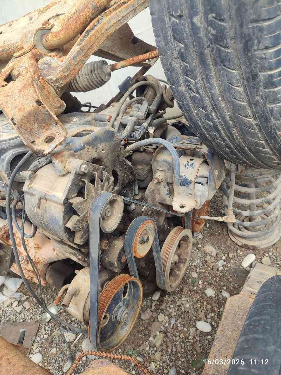 للبيع محرك دوج 3300 مع الگير كهربائي 
*ما عرف عنو شي متروك  3 اوراق كامل

* دنكير وره 15حجمو 100 الف  
*فلبر كامل مع الطبلات 100 الف *اسطابكسنات ثنين الواحد 75
 *مشط استيرن 100 الف وبي مجال 
التصال على هذه الرقم ***********
 فقط ويلكب مو للبيع
