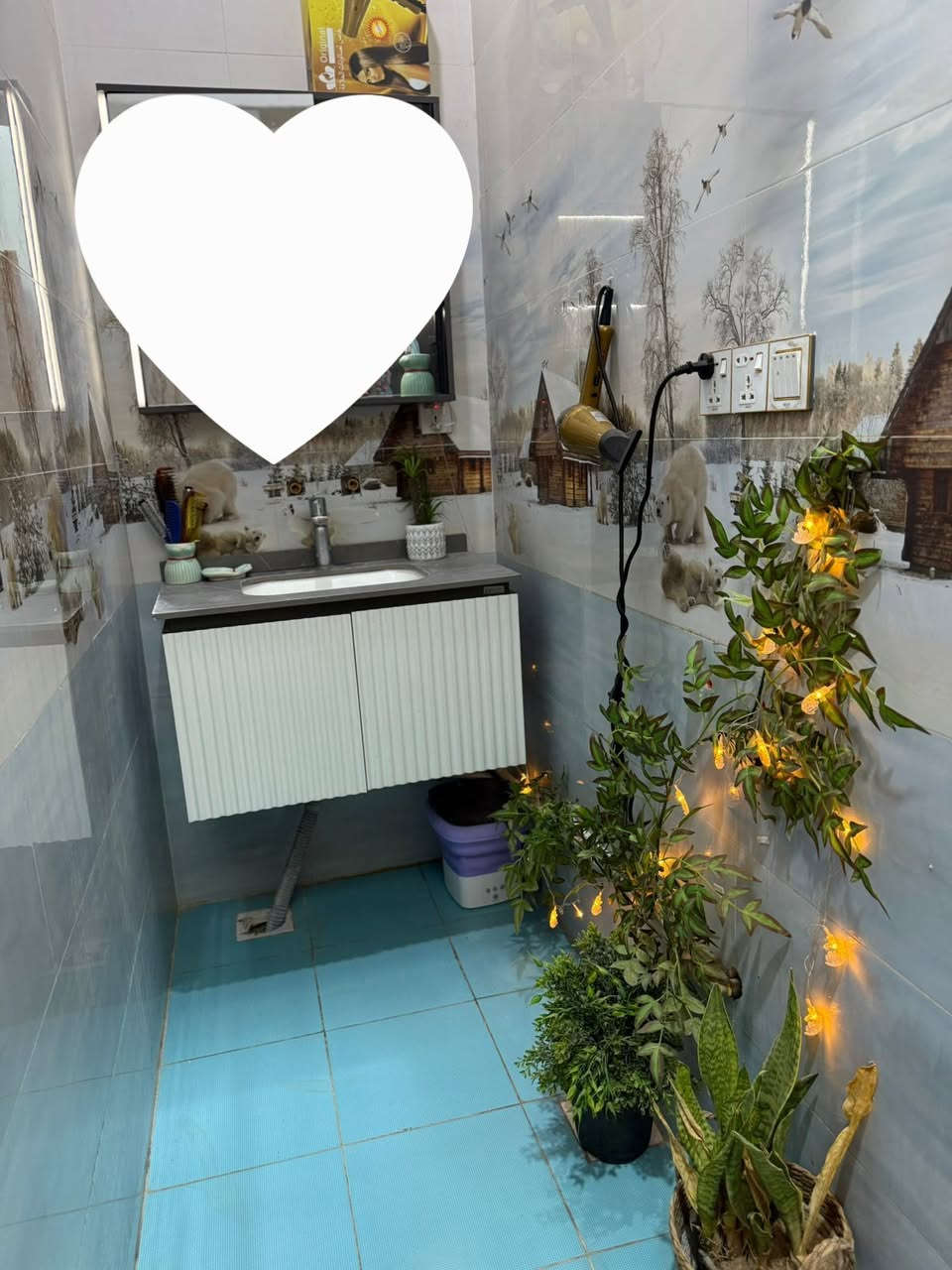 بيت للبيع طابو صرف المساحة 75 عالي عن البيت طابوق جمهوري الشارع مجاري وتبليط الصور بالطابق الارضي والطابق الثاني غرفتين 4×5/ + حمام وصحن/ السطح يوجد مخزن سندويج قياسه4×3
علما ان سقف الصالة والمطبخ فقط تشطيب 
العنوان/الثورة شارع المركز (الشارع العام خامس فرع) الاستفسار اكثر الاتصال على الرقم ***********
