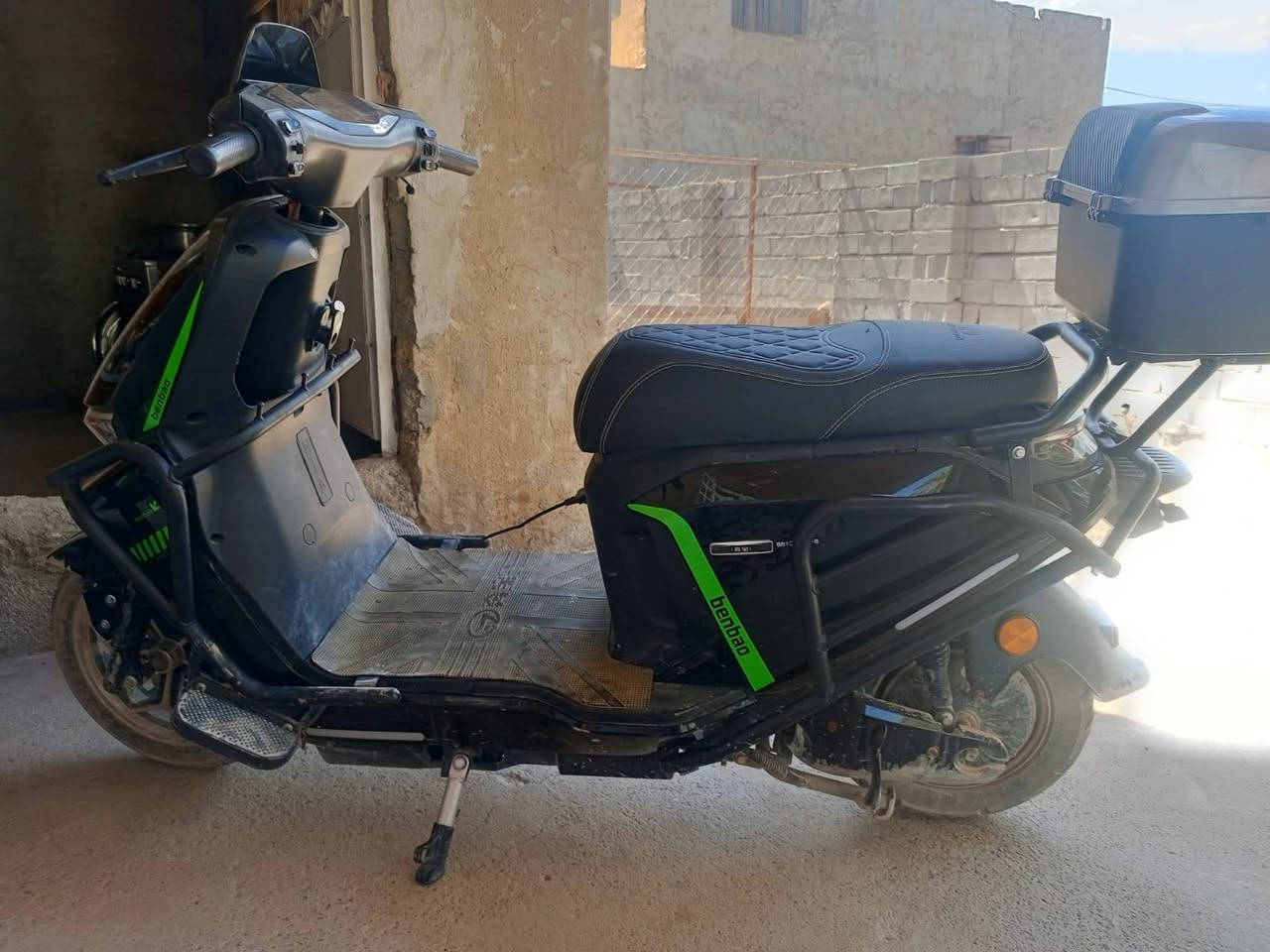 السلام عليكم للبيع دراجه شحن جديده ممستخدمه هويه اقل أشهر موديل 26مكانها ديالى لخالص ***********
