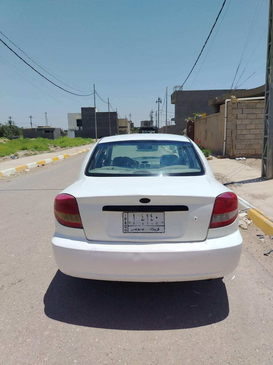 كيا ريو 2005 وارد خليجي  سعرها 36 وبيها مجال يحتاجلها شويه ترتيبات وبيها كير ومكينه خير من الله وتبريدها ثلج بس حاليا وكف يمكن فيوز لان كمبريسر يشتغل وغاز بيها المكان واسط الصويره ***********
