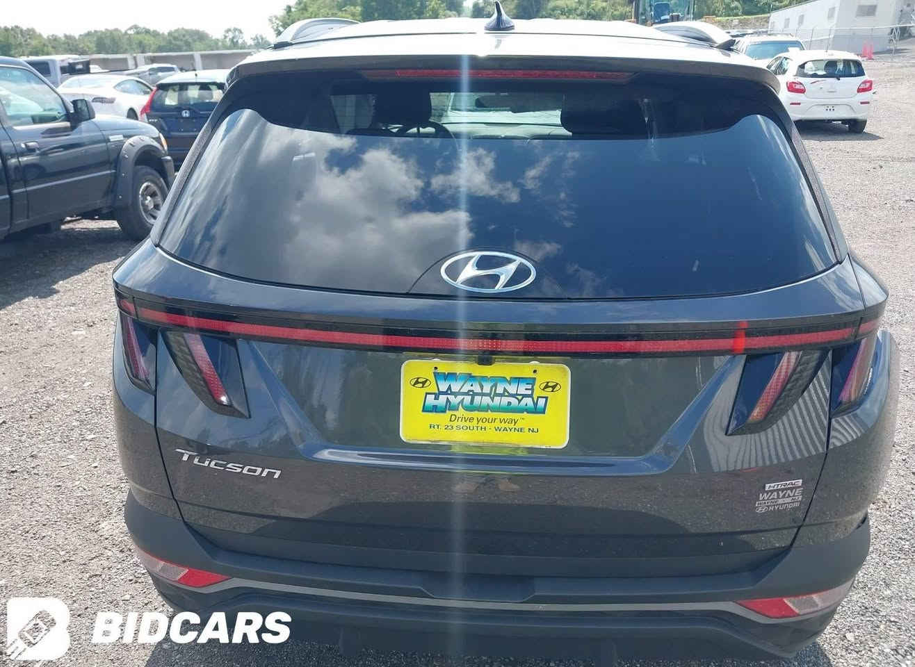 سلام عليكم
توسان 2024 وارد امريكي تتوفر قطع غيار السياره للستفسار ***********
