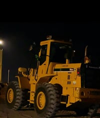 ايجار سيارات • مركبة