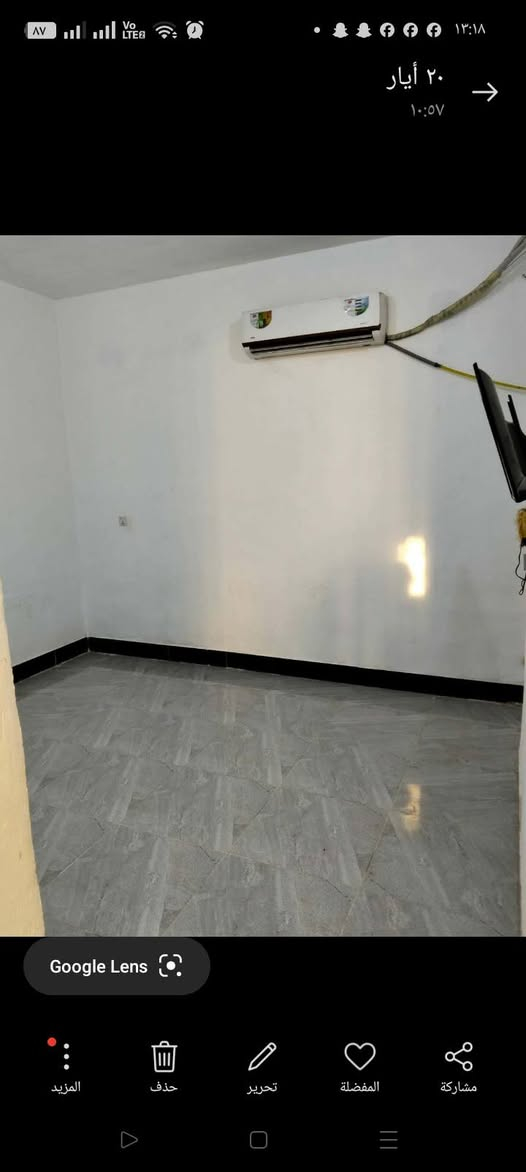 بيت للبيع مساحه 100متر مربع ركن ع شارعين
يحتوي غرفتين نوم وصاله ومطبخ واستقبال وحمام داخلي وتواليت خارجي سراميك بناء حديث 
للستفسار تواصل ع رقم ***********
