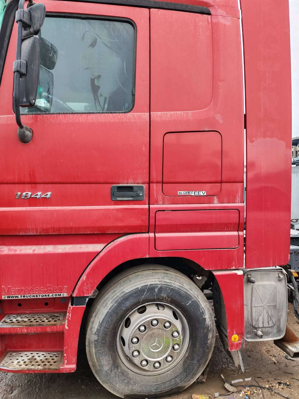 لبيع و شراء السيارات و تجهيز السيارات المتضرره تسليم سويج موقع موصل شارع أربيل هاتف ***********
***********
