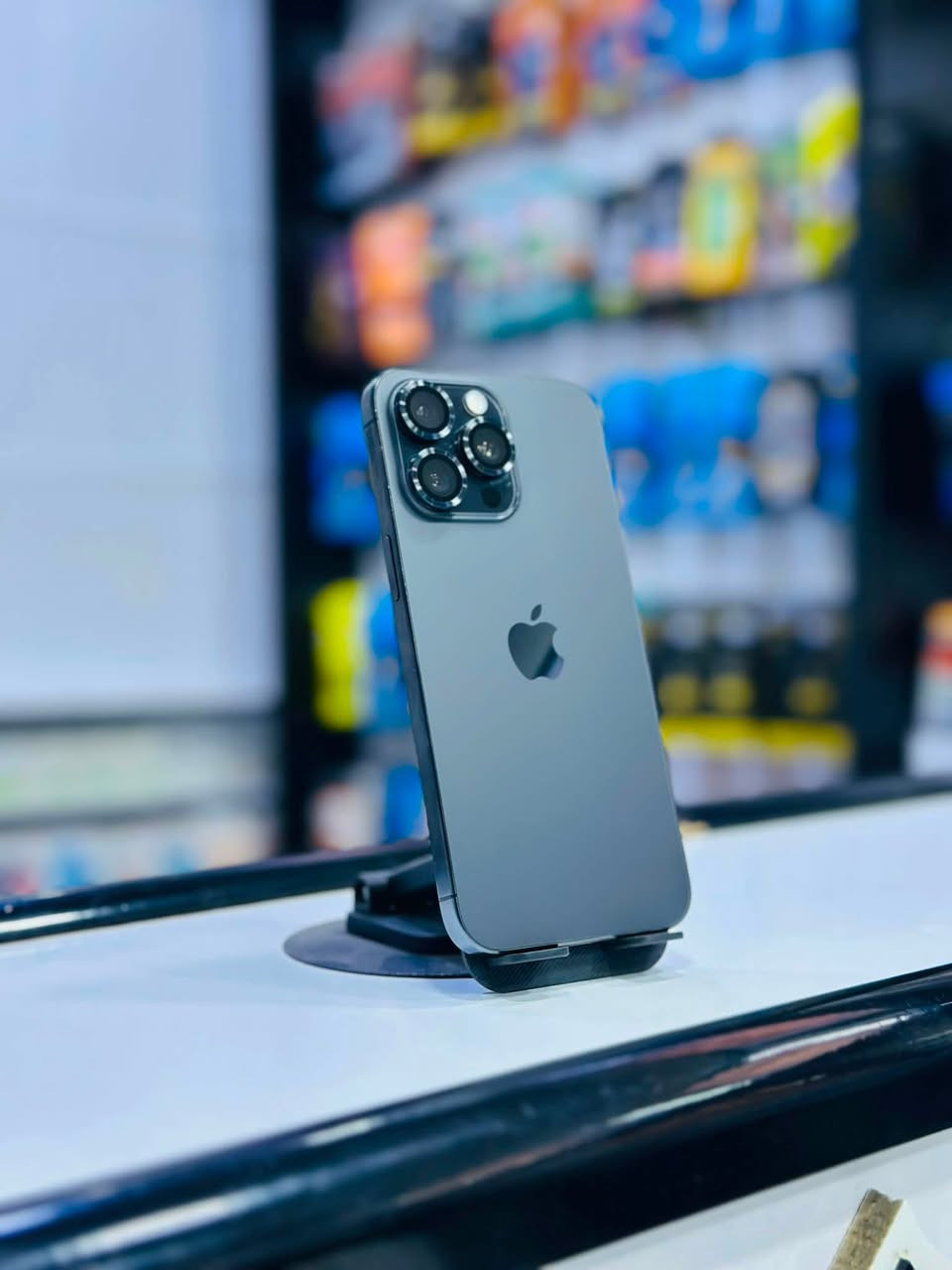 السلام عليكم متوفر:
♠️آيفون 15 Pro Max نسخة دبل سيم كارت(خطين) ذاكرة 256 بطارية 88 الجهاز مستبدل فقط شاشة أصلية ملحقات كاملة✔️.

☑️***********☑️

☑️مركز سفن فون للهواتف النقالة☑️
