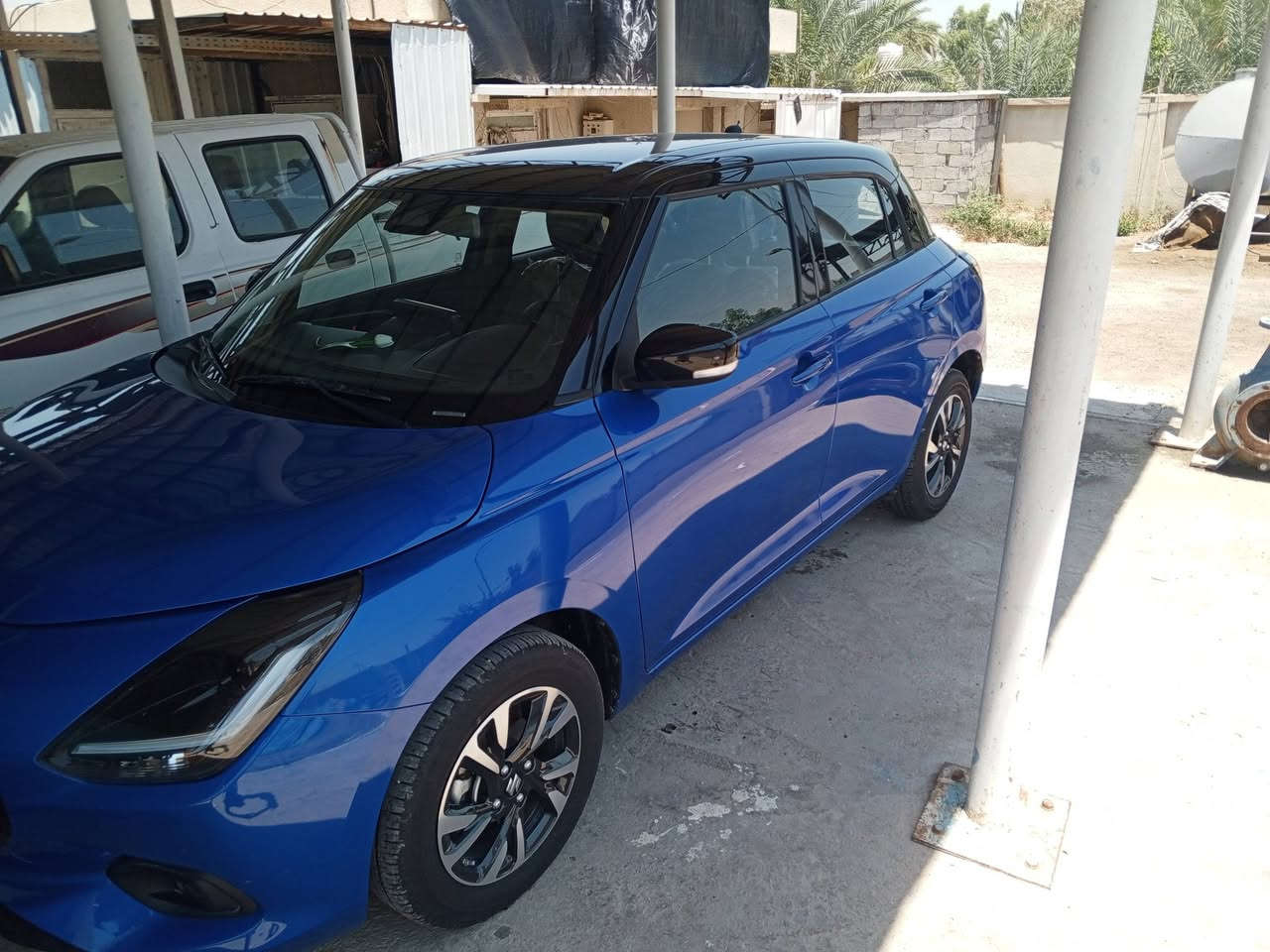 السلام عليكم 
سازوكي سويفت  Suzuki Swift 🇯🇵

  

2025
Hybrid ⚡️

……….

بصمه + بصمه ابواب ⚙️
شاشه + كامره خلفيه 📸
تحكمات ستيرن اربع جهات 💿
قياده ذاتيه + تحديد مسار
شفتات ستيرن ✅
رادار امامي 📺
رادار خلفي 📺
رادار جانبي 📺
حساسات خلفيه❗️
لايت زينون عدسه 🌀
بروجكتر زينون عدسه 🌀
اشاير مري + مري شفط 〽️
كشاف ضباب 🔦 
تبريد بيانو 🎹 
مانع انزلاق ◀️
اوتو ستوب ➕
تكون مجهزة بـ 6 إيرباغات👁️‍🗨️

………..

ماشيه فقط 38 الف km 🔵

رقم بغداد الجديد 

مكان السيارة واسط الصويرة

كتلوكات الشركه بعدها بيها

سعر السيارة 20 مليون وبيها مجال بسيط 

للاتصال ***********

السيارة مكفولة من الدعامية للدعامية 

ملاحظة السيارة موظفين اقساط (وكالة) وليس تحويل
