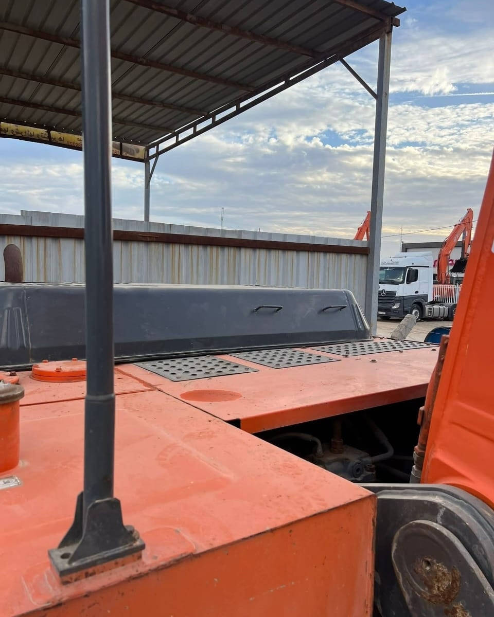 حفاره هيتاشي 350_3Gموديل 2020 ما مشتغله بالعراق  معارض الشوملي رقم هاتف ***********
