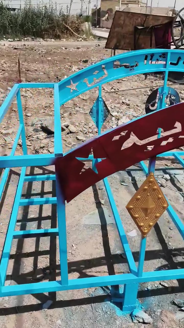 سيباية للبيع شغل العام حديد ثقيل نظيفة جاهزة 300 وبيها مجال للشراي غير متواجد على الفيس *********** بيه واتساب  
مكاني ناصرية- الغراف
