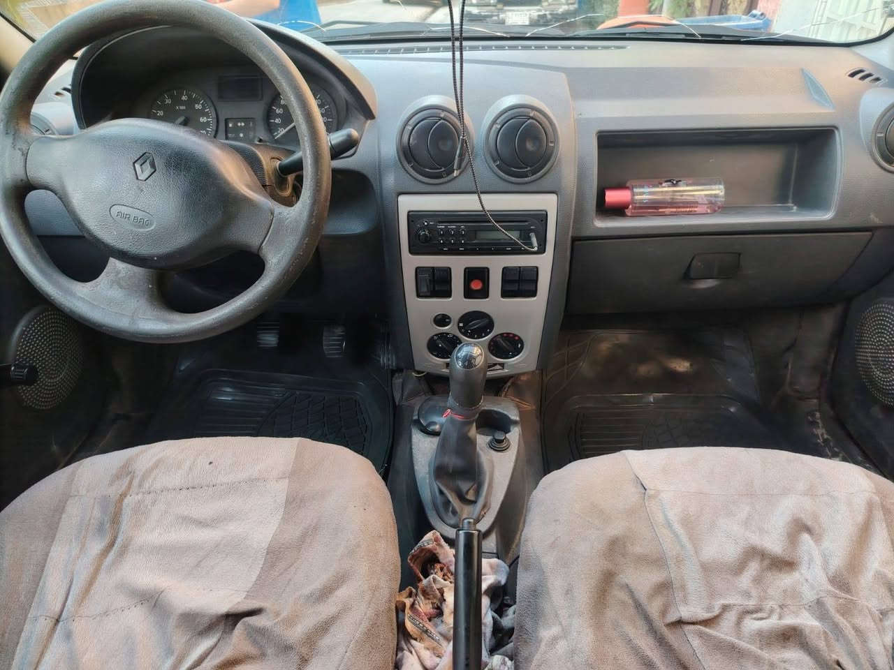 للبيع  او المراوس  اخوان رينو لوكان موديل 2012 مكاني بغداد الاعضميه السعر 45 وبيها مجال للطيبين(***********)
