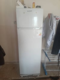 بيع مستعجل • استخدام ٢٠٪ • كنبايات ٢/تخوتة ٣