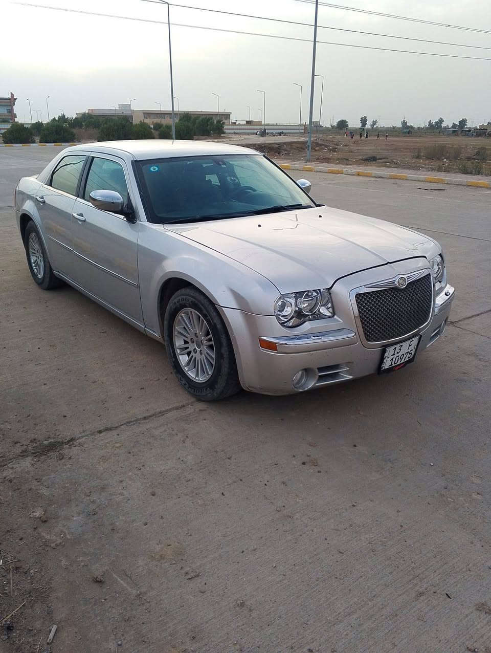 سلام عليكم شبابنه الطيبين اوبامه مديل2010 السياره خير من الله كير محرك تخم تاير كهربايات كلها شغاله منضومه زنزن تشلع لعيون باتري جديد حداده 75بل100رقم عماره هزه جديده ورقم جديد السنويه بعد 4سنوات تنتهي تريد تحويل تريد وكاله عامه يوم ثاني تصيرلك السياره بيها بكانات صبق اثر جراد 110وبيها مجال للستفسار ***********بكان السياره بصره
