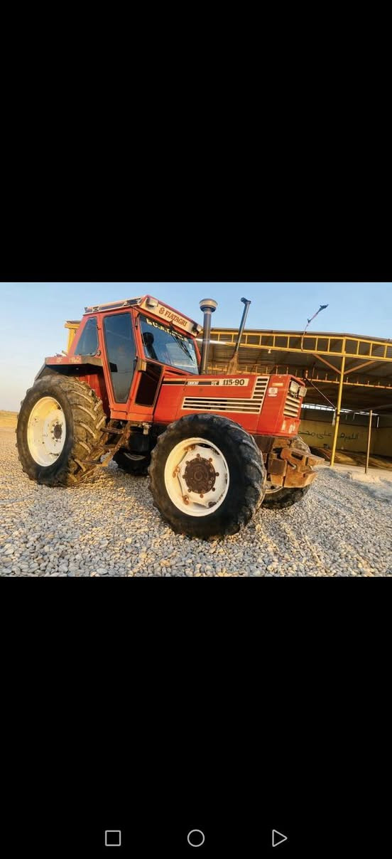 فيات للبيع حجم 115 فول مواصفات تكمه عريضه بگ بالصفحه مكينه مكفوله گير ومحرك واكسنات لابخار ولاتنقيص. كهربائيات شركه. تبريد ويه السويچ مكينه جاهزه للعمل ماتصرف اعليها الف مرقمه واسط بسمي  السعر.٤٢ وبيها مجال للشراي. العنوان السماوه  رقم الهاتف ***********
