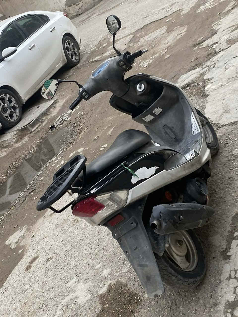 السلام عليكم دراجه ماكس منغوليه للبيع دراجه نكره سلف دراجه خير من الله بس ناقصه بلك سعر 375 وبيه مجال حك جيه مكاني الحريه لل استفسار ***********
