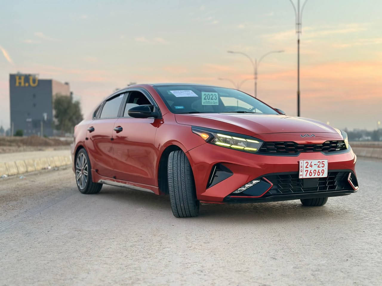 سلام عليكم
🔥للبيع كيا فورتي GT موديل 2023 🖤🧡
🔥 كلين بدون ايربك بدون دواخل او شواصي
🔥كاتي تترقم اربيل او دهوك بكيفك انت 
🔥مكينة 1.6 تيربو كفالة كير و مكينة 
🔥ماشية 43 ميل مشي امريكا
المواصفات :
 🔥بصمات دخول و تشغيل / تشغيل عن بعد
🔥كشنات مختمة جي تي 
 🔥رادارات من كل الجهات / مانع اصطدام
🔥كروز كنترول تفاعلي / نظام محافظة على المسار
🔥شاشة جبيرة / كاميرا و حساسات خلفية
🔥 كار بلي و اندرويد اوتو 
 🔥لايت امامي ليد و بك لايت ليد / دبل اكزوز
 🔥قطعتين تبريد 
🔥بعد هواي مواصفات معروف ال GT
السيارة جاهزة من كلشي صدر و حدادية و تايرات و حجر بيئة و كير و مكينة 
حادثها موضح بالصور مع المنشور
السعر 158 وبي مجال بسيط للشراي 
مكاني موصل // حي الصديق 🖤
***********
***********
