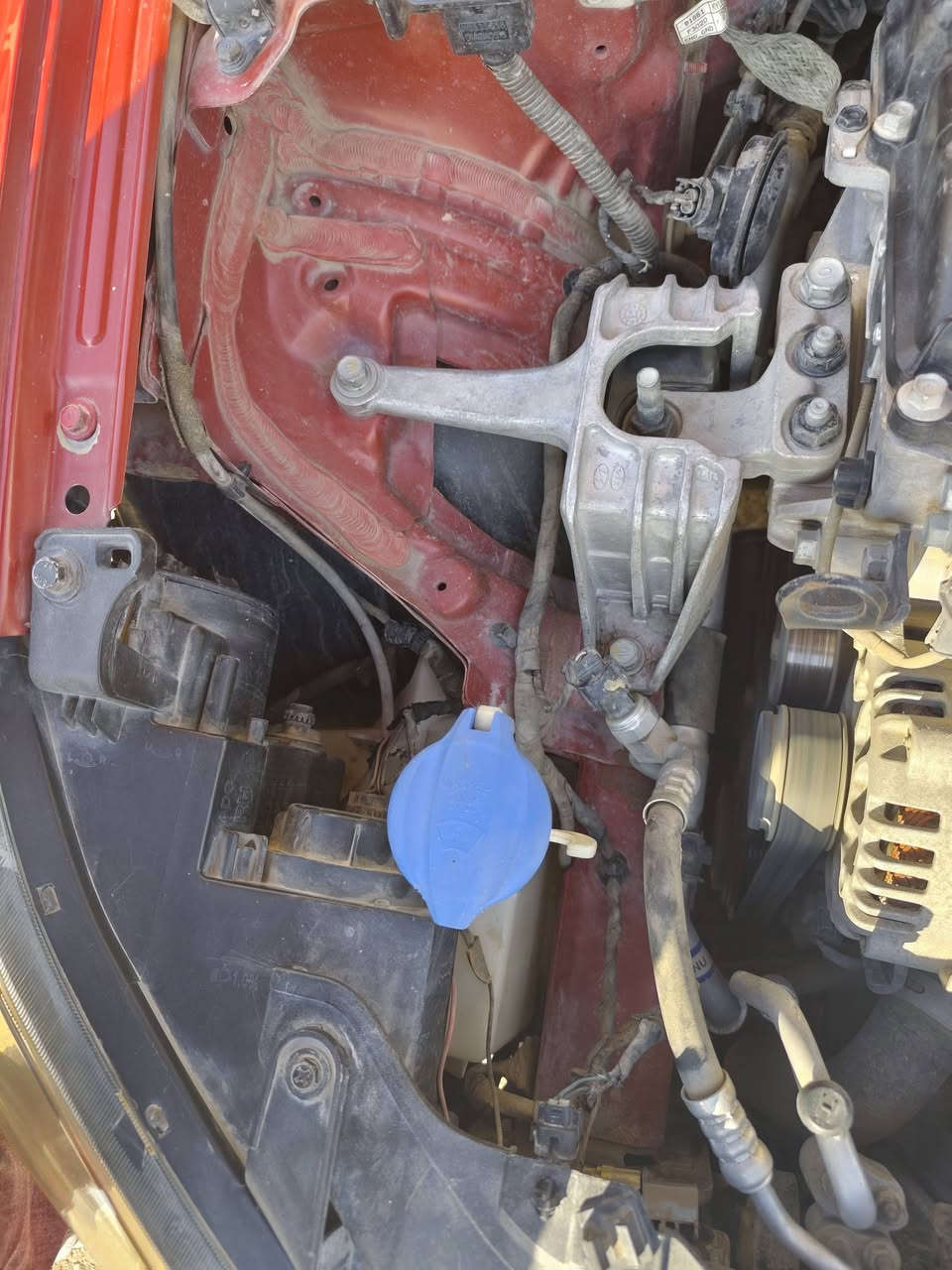 مواصفات :
١.بصمه تشغيل وبصمة ابواب عدد ٢
٢.فتحة سلايد روف
٣.محرك ٢٠٠٠ دوش مكفول وكير مكفول
٤.تحكم ستيرن
٥.رقم بغداد
٦.حدادية بحالة جيدة
٧.باتري جديد
٨.تدفئة كشنات
٩.السيارة ماشية ٩٨ الف 
١٠.لايت زنون.......تشبع مسبّة من وراه😁😅
١١.مراية وسطية ذاتية التعتيم
١٢.وارد أميركي ضررها موضح بالصور مع حادث بسيط بالعراق موضح بالصور ايضآ
١٣.نقص السيارة دسكات فقط +دعامية الخلفية لونها يختلف (ملاونه)
١٤.رادرات جانبية خلفية
١٥. السعر 125   للاتصال *********** مكاني بغداد وحلة
