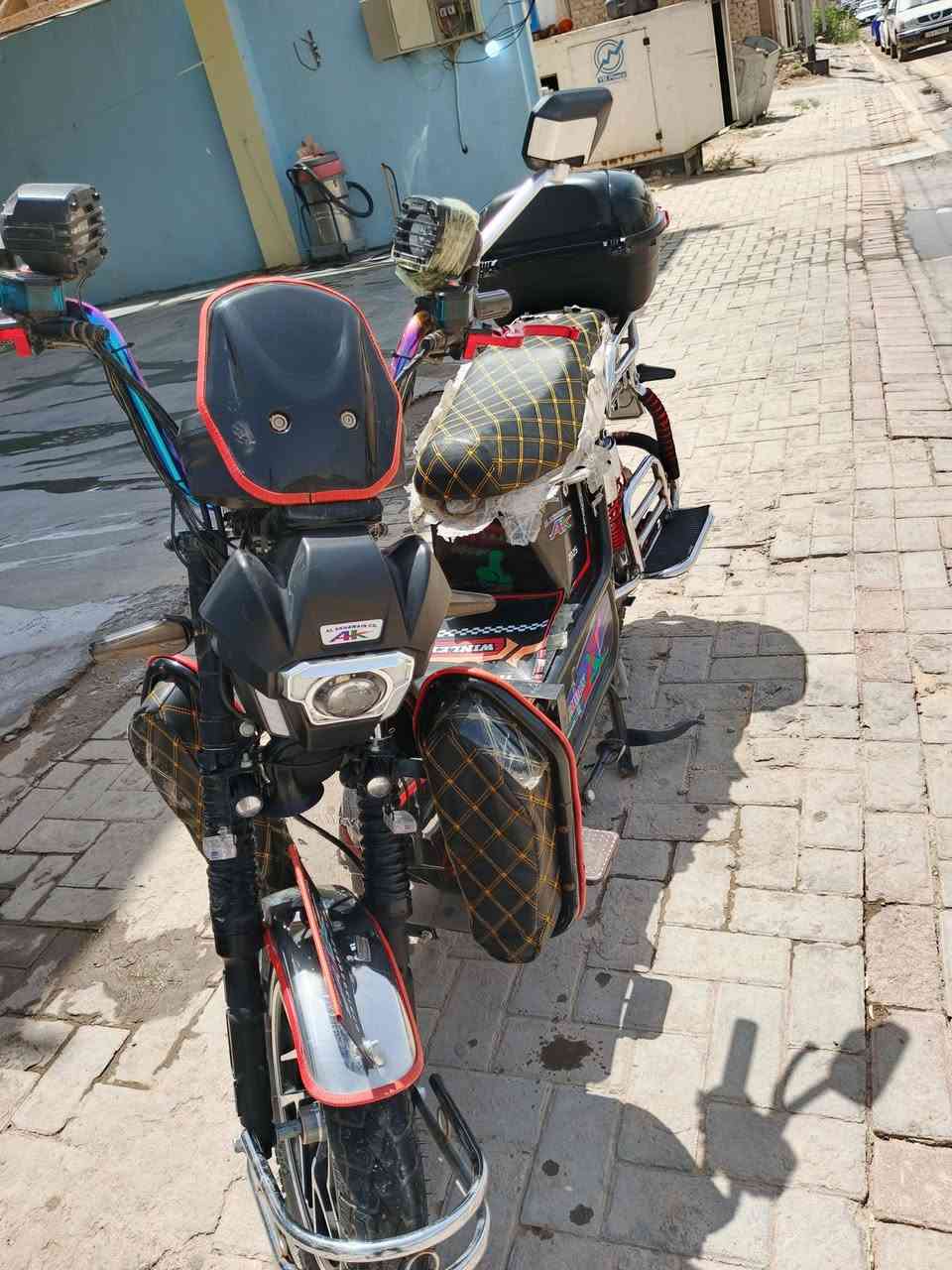 سلام عليكم مطور جبلي للبيع نضيف كلش والبطاريات جدد يقرن 10 للاستفسار ***********
